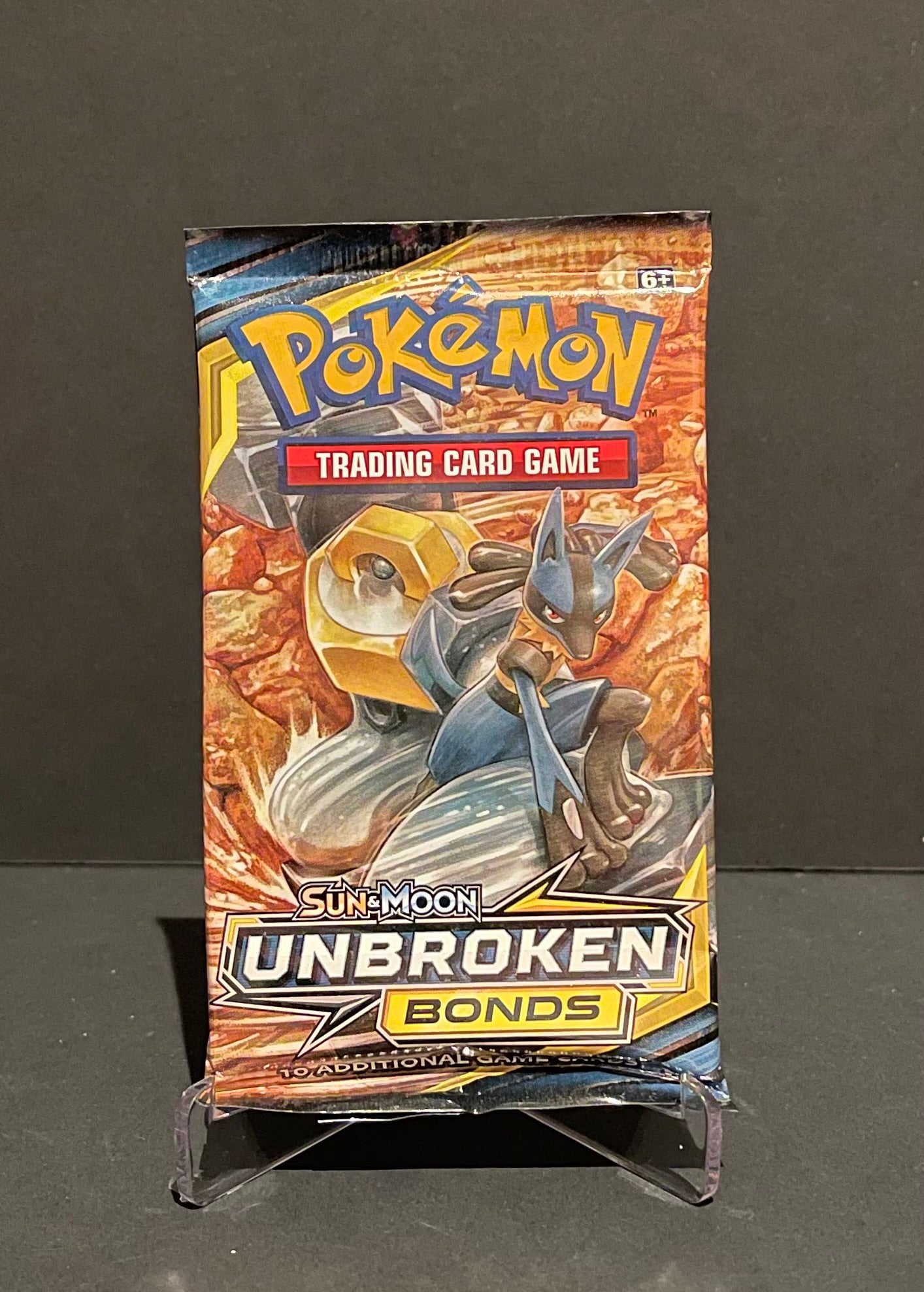 Sun & Moon: Unbroken Bonds booster pack