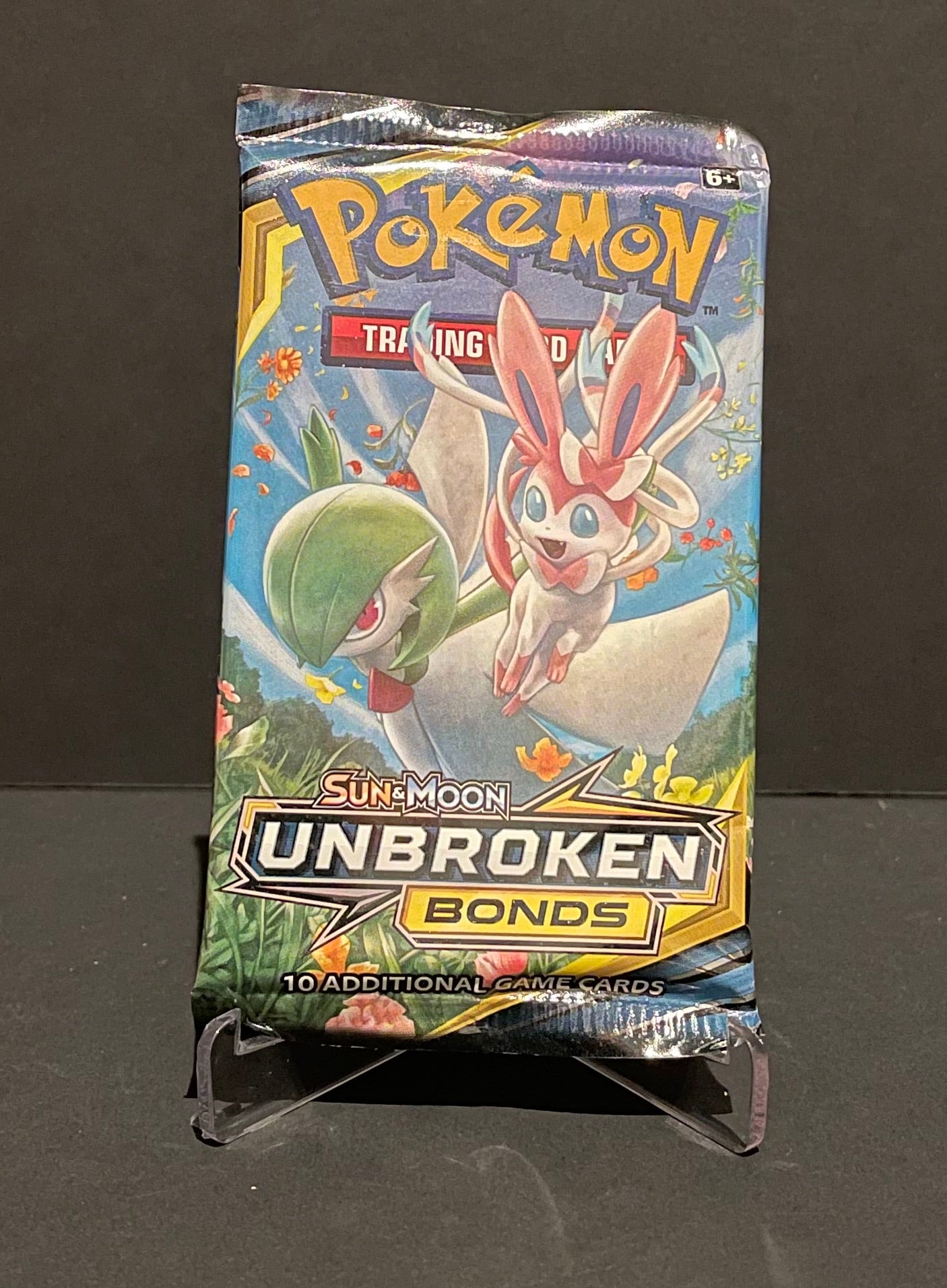Sun & Moon: Unbroken Bonds booster pack