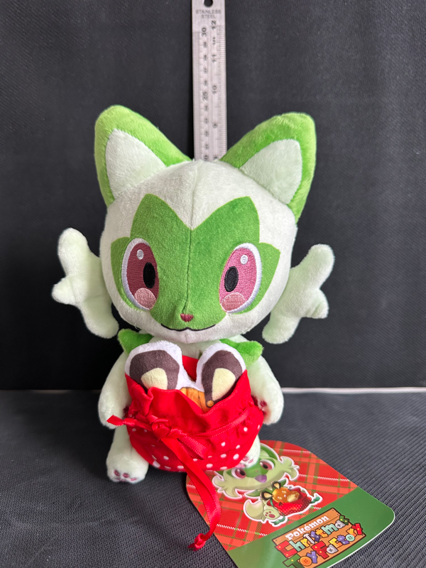 Sprigatito Christmas ‘22 plush