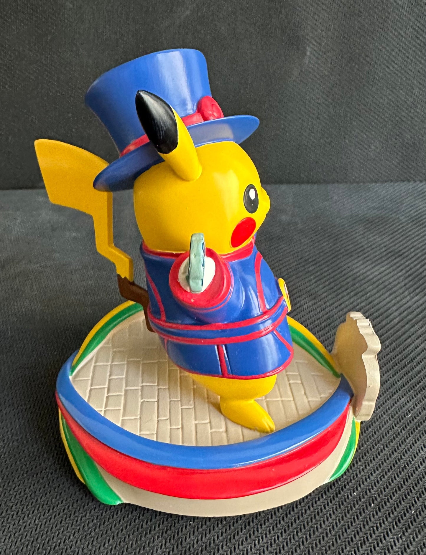 Pikachu Statue Worlds ‘22