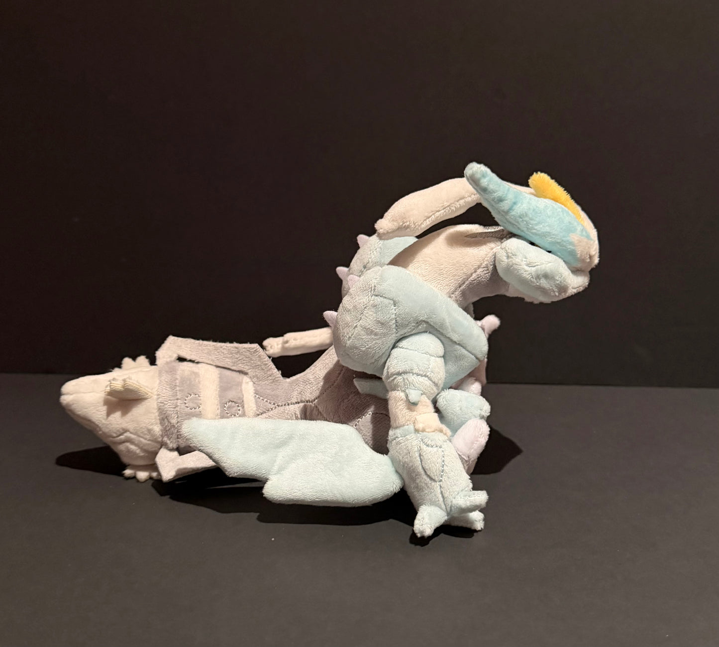 White Kyurem (Pokemon Fit)