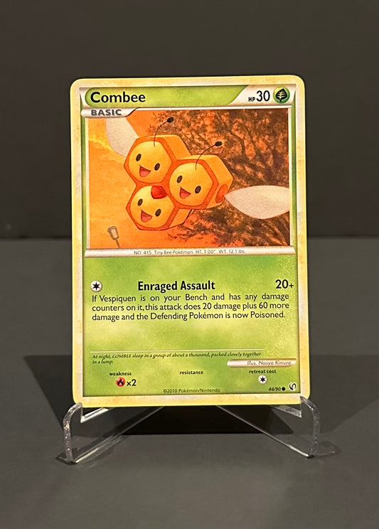 TCG Single: Combee - Undaunted