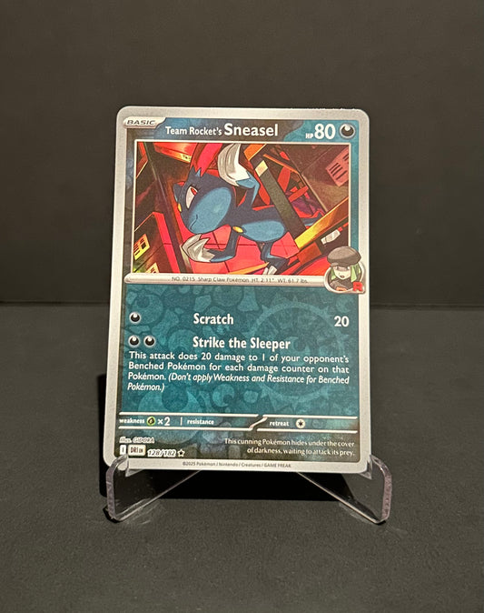 TCG Single: Team Rocket’s Sneasel (RH) - Destined Rivals
