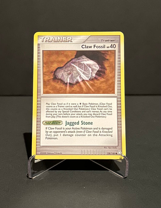 TCG Single: Claw Fossil - Legends Awakened