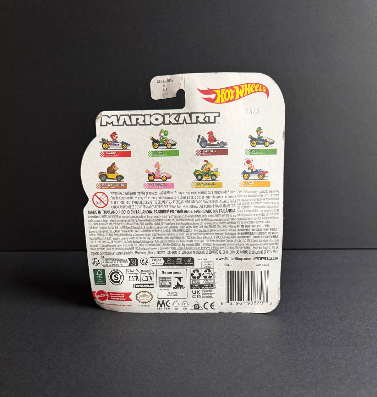 Hot Wheels: Cat Peach [Standard Kart] Mario Kart Diecast